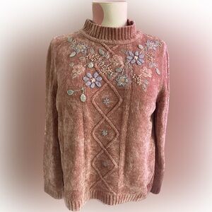 Alfred dunner Beautiful pink petite embroidery sweater